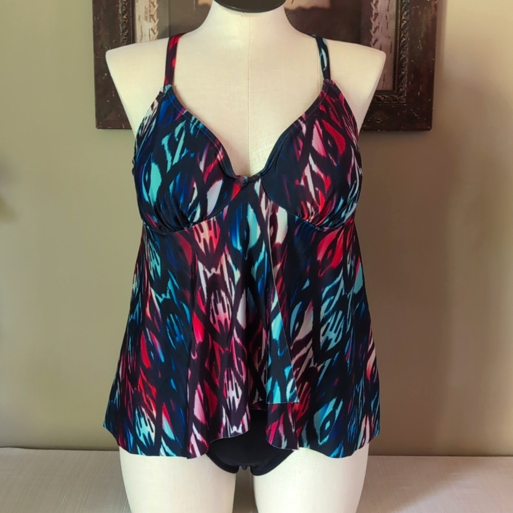 Sz 16 Beautiful Tankini Top by Swimsuits for All